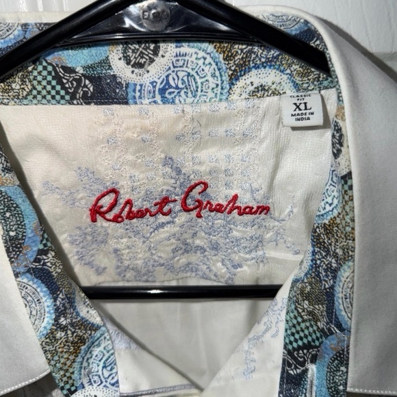 Robert Graham Size XL Classic Fit White and Blue Embroidered Long Sleeve Shirt - Picture 4 of 5